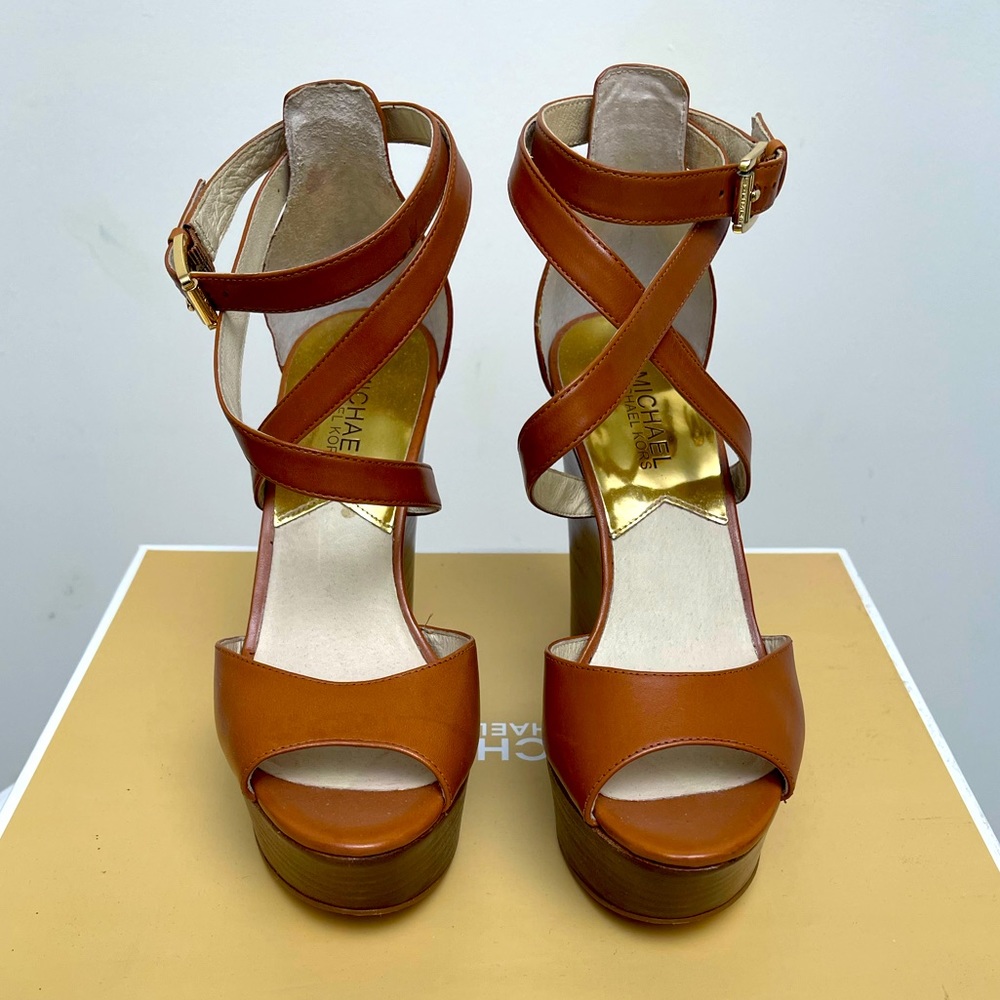 Michael Kors Leather Wedge Sandal Preowned Size 7.5